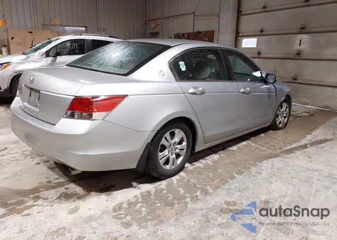 2009 Honda Accord 2.4 Lx-P z USA, uszkodzony, nr VIN 1HGCP264X9A097330